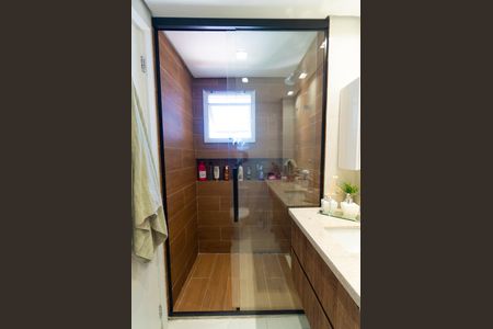 Apartamento à venda com 106m², 2 quartos e 3 vagasBanheiro da Suíte 1