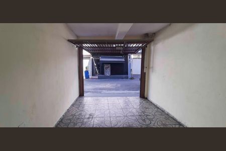 Casa à venda com 64m², 3 quartos e 1 vaga