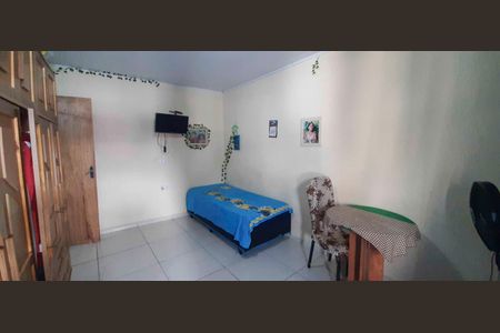 Casa à venda com 64m², 3 quartos e 1 vaga