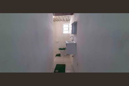 Banheiro de casa à venda com 3 quartos, 64m² em Aliança, Osasco
