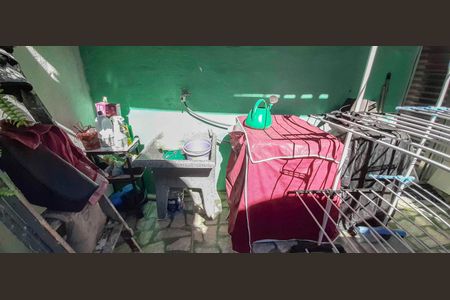 Casa à venda com 64m², 3 quartos e 1 vaga