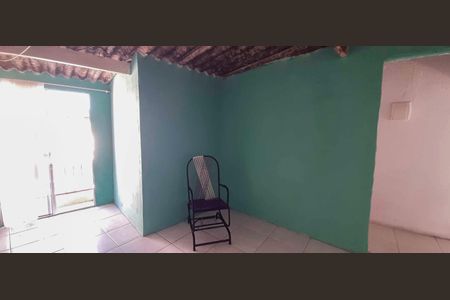 Casa à venda com 64m², 3 quartos e 1 vaga