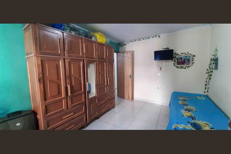 Casa à venda com 64m², 3 quartos e 1 vaga