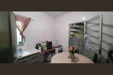 Cozinha de casa à venda com 3 quartos, 64m² em Aliança, Osasco