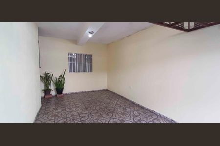 Casa à venda com 64m², 3 quartos e 1 vaga