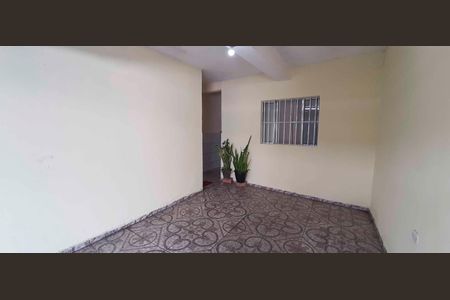 Casa à venda com 64m², 3 quartos e 1 vaga