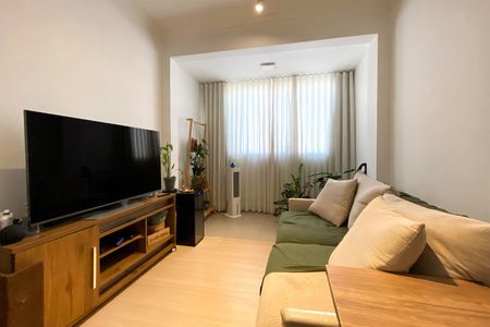 Sala de apartamento à venda com 2 quartos, 50m² em Horto, Belo Horizonte