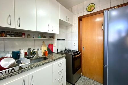 Apartamento à venda com 50m², 2 quartos e 1 vaga Apartamento à venda com 50m², 2 quartos e 1 vagaCozinha