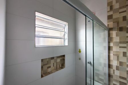 Casa para alugar com 155m², 4 quartos e 2 vagas Casa para alugar com 155m², 4 quartos e 2 vagasBanheiro da Suíte 1