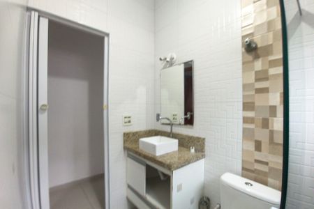 Casa para alugar com 155m², 4 quartos e 2 vagas Casa para alugar com 155m², 4 quartos e 2 vagasBanheiro