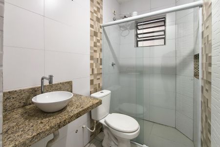 Casa para alugar com 155m², 4 quartos e 2 vagas Casa para alugar com 155m², 4 quartos e 2 vagasBanheiro 2