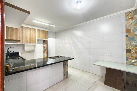 Casa para alugar com 155m², 4 quartos e 2 vagas Casa para alugar com 155m², 4 quartos e 2 vagasCozinha