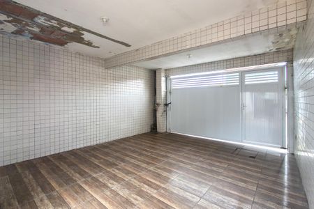 Casa para alugar com 155m², 4 quartos e 2 vagas Casa para alugar com 155m², 4 quartos e 2 vagasGaragem