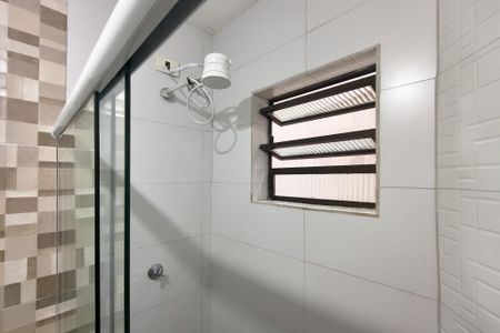 Casa para alugar com 155m², 4 quartos e 2 vagas Casa para alugar com 155m², 4 quartos e 2 vagasBanheiro 2
