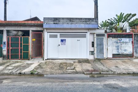 Casa para alugar com 155m², 4 quartos e 2 vagas Casa para alugar com 155m², 4 quartos e 2 vagasFachada
