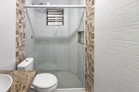Casa para alugar com 155m², 4 quartos e 2 vagas Casa para alugar com 155m², 4 quartos e 2 vagasBanheiro 2