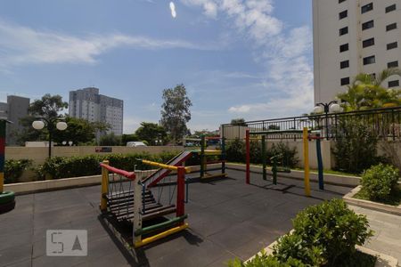 Apartamento à venda com 49m², 2 quartos e 1 vaga Apartamento à venda com 49m², 2 quartos e 1 vagaArea Comum - Playground