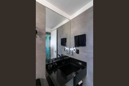 Apartamento à venda com 49m², 2 quartos e 1 vaga Apartamento à venda com 49m², 2 quartos e 1 vagaBanheiro