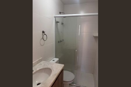 Apartamento à venda com 68m², 3 quartos e 1 vaga Apartamento à venda com 68m², 3 quartos e 1 vagaBanheiro