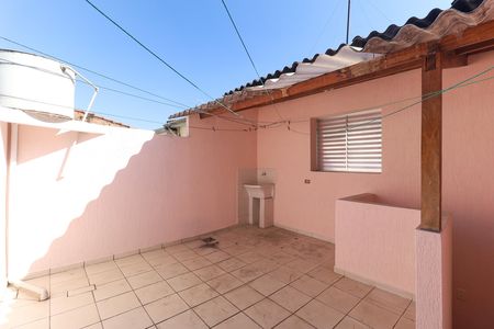 Área de serviço de casa para alugar com 2 quartos, 80m² em Vila Guilherme, São Paulo