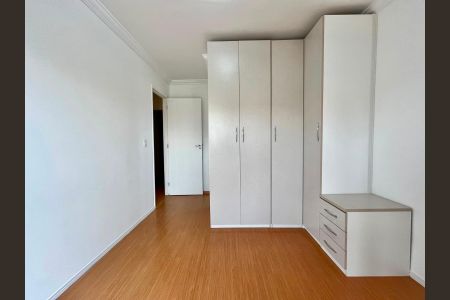 Casa para alugar com 249m², 3 quartos e 4 vagas Casa para alugar com 249m², 3 quartos e 4 vagasSuíte