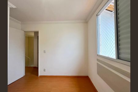 Casa para alugar com 249m², 3 quartos e 4 vagas Casa para alugar com 249m², 3 quartos e 4 vagasQuarto 2