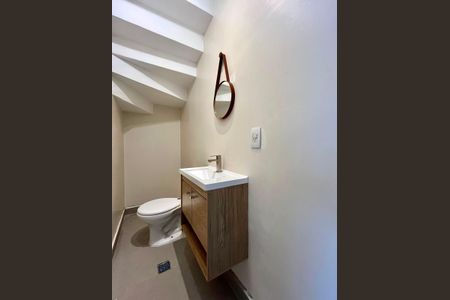 Casa para alugar com 249m², 3 quartos e 4 vagas Casa para alugar com 249m², 3 quartos e 4 vagasLavabo