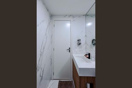 Banheiro de apartamento para alugar com 1 quarto, 36m² em Cambuci, São Paulo