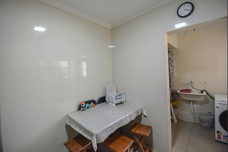 Apartamento para alugar com 56m², 2 quartos e 1 vaga Apartamento para alugar com 56m², 2 quartos e 1 vagaCozinha