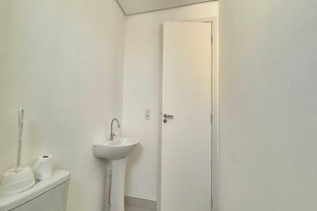 Apartamento para alugar com 45m², 2 quartos e 1 vaga Apartamento para alugar com 45m², 2 quartos e 1 vagaBanheiro