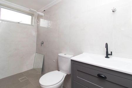 Apartamento à venda com 75m², 2 quartos e 1 vaga Apartamento à venda com 75m², 2 quartos e 1 vagaBanheiro
