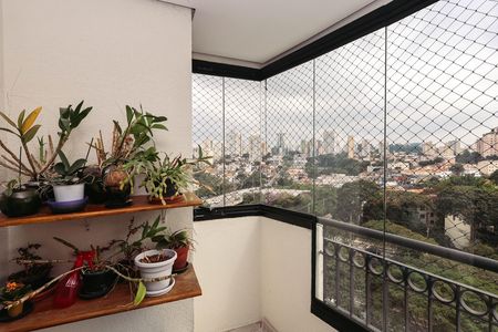 Apartamento à venda com 85m², 3 quartos e 2 vagasVaranda
