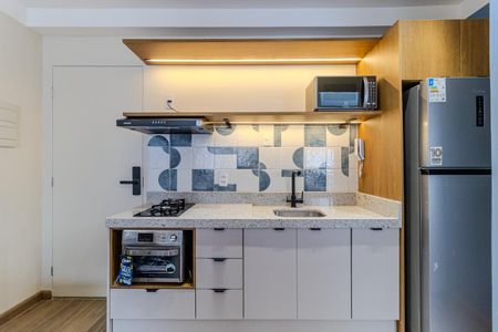 Cozinha de apartamento para alugar com 1 quarto, 25m² em Vila Buarque, São Paulo
