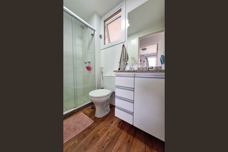 Apartamento à venda com 70m², 2 quartos e 1 vaga Apartamento à venda com 70m², 2 quartos e 1 vagaBanheiro Social