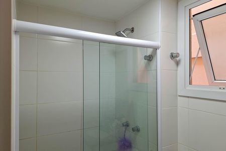 Apartamento à venda com 70m², 2 quartos e 1 vaga Apartamento à venda com 70m², 2 quartos e 1 vagaBanheiro da Suíte 1