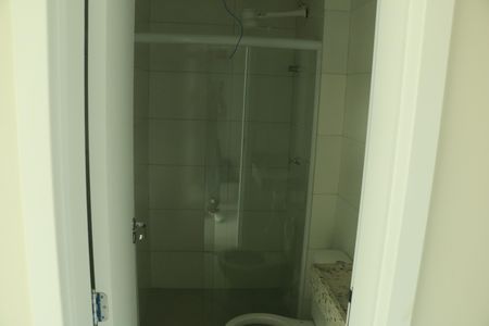Banheiro de apartamento para alugar com 1 quarto, 36m² em Posse, Nova Iguaçu