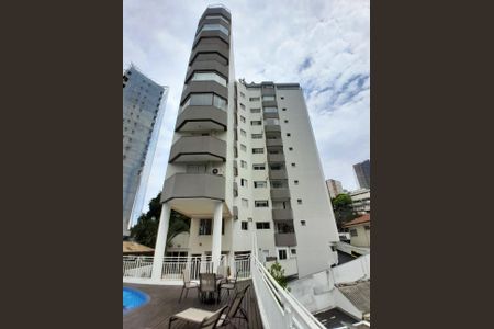 Apartamento à venda com 64m², 2 quartos e 1 vaga