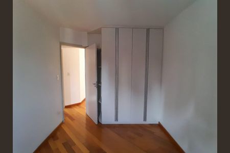 Apartamento à venda com 64m², 2 quartos e 1 vaga