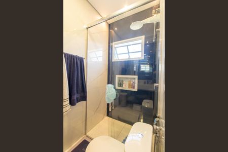 Casa de condomínio à venda com 320m², 3 quartos e 4 vagas Casa de condomínio à venda com 320m², 3 quartos e 4 vagasDemo Suite