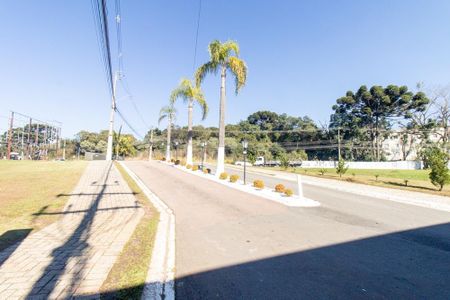 Casa de condomínio à venda com 320m², 3 quartos e 4 vagas Casa de condomínio à venda com 320m², 3 quartos e 4 vagasÁrea externa