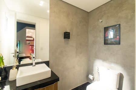 Casa de condomínio à venda com 320m², 3 quartos e 4 vagas Casa de condomínio à venda com 320m², 3 quartos e 4 vagasLavabo 2