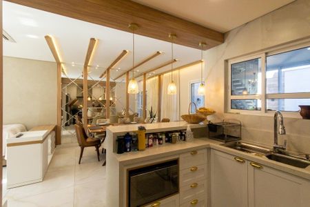 Casa de condomínio à venda com 320m², 3 quartos e 4 vagas Casa de condomínio à venda com 320m², 3 quartos e 4 vagasCozinha