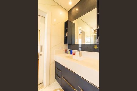 Casa de condomínio à venda com 320m², 3 quartos e 4 vagas Casa de condomínio à venda com 320m², 3 quartos e 4 vagasDemo Suite