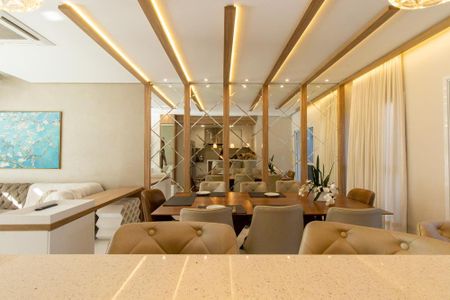 Casa de condomínio à venda com 320m², 3 quartos e 4 vagas Casa de condomínio à venda com 320m², 3 quartos e 4 vagasSala de Jantar