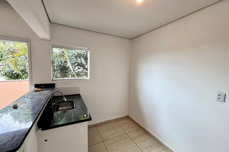 Casa para alugar com 60m², 2 quartos e 1 vaga Casa para alugar com 60m², 2 quartos e 1 vagaCozinha