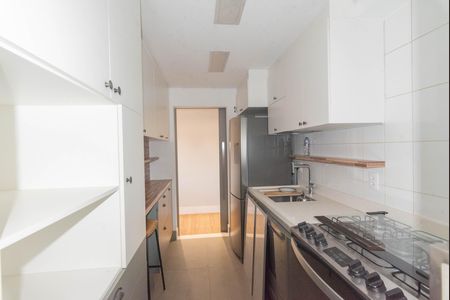 Cozinha de apartamento para alugar com 3 quartos, 99m² em Vila Brandina, Campinas
