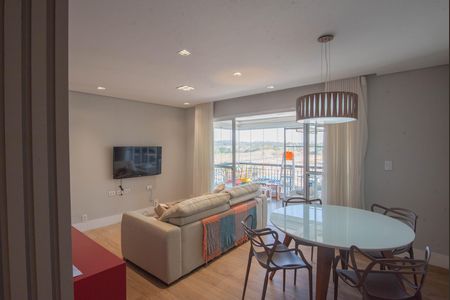 Apartamento para alugar com 3 quartos, 99m² em Vila Brandina, Campinas