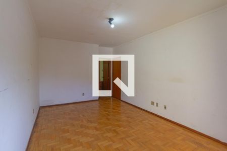 Casa para alugar com 300m², 4 quartos e 2 vagas