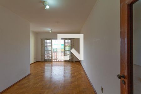Casa para alugar com 300m², 4 quartos e 2 vagas