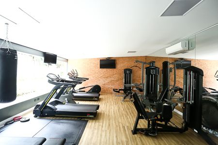 Apartamento à venda com 127m², 3 quartos e 3 vagas Apartamento à venda com 127m², 3 quartos e 3 vagasÁrea comum - Academia